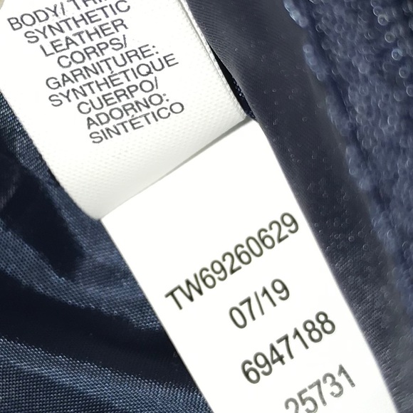 Tommy Hilfiger Extra Large Grey Tote Bag - Picture 9 of 9